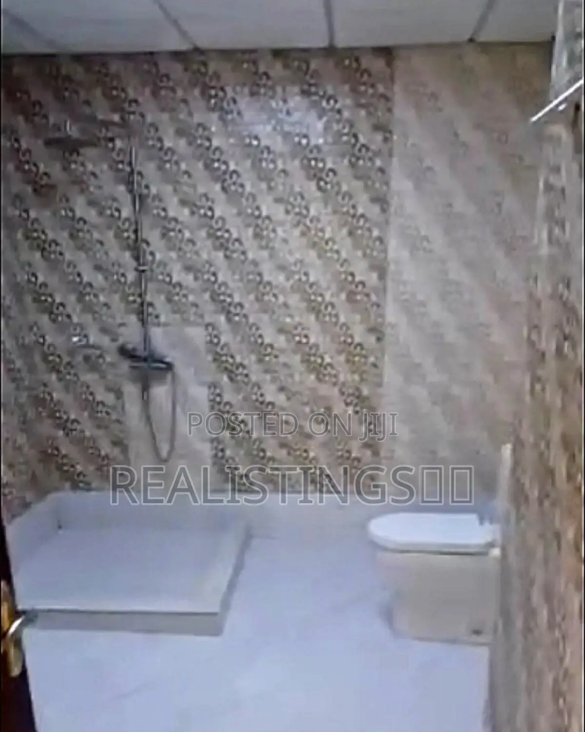 3bdrm Apartment in Upanga West for sale