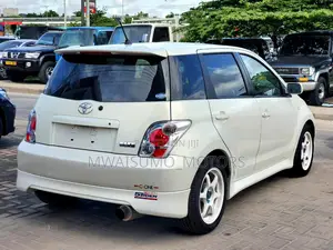 Toyota IST 2007 White