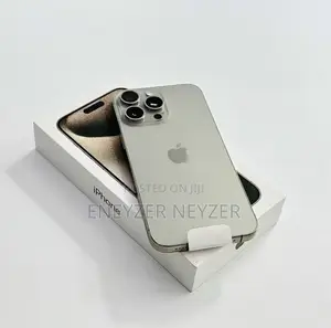 New Apple iPhone 15 Pro Max 256 GB White
