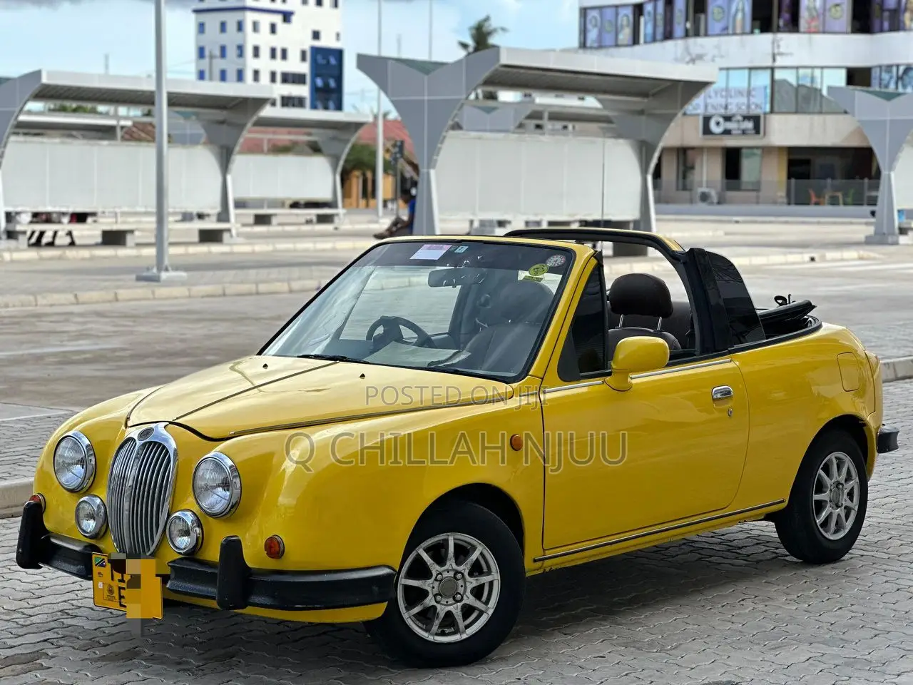 Nissan President 1997 Yellow