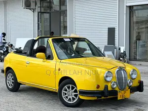 Nissan President 1997 Yellow