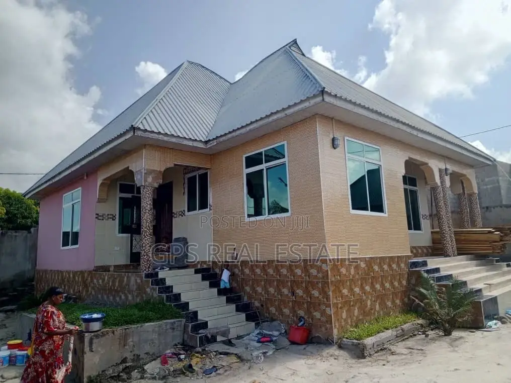 4bdrm House in Vikindu Kisemvule, Mkuranga for sale