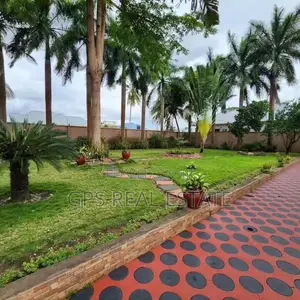 5bdrm House in Kibada, Kigamboni for sale