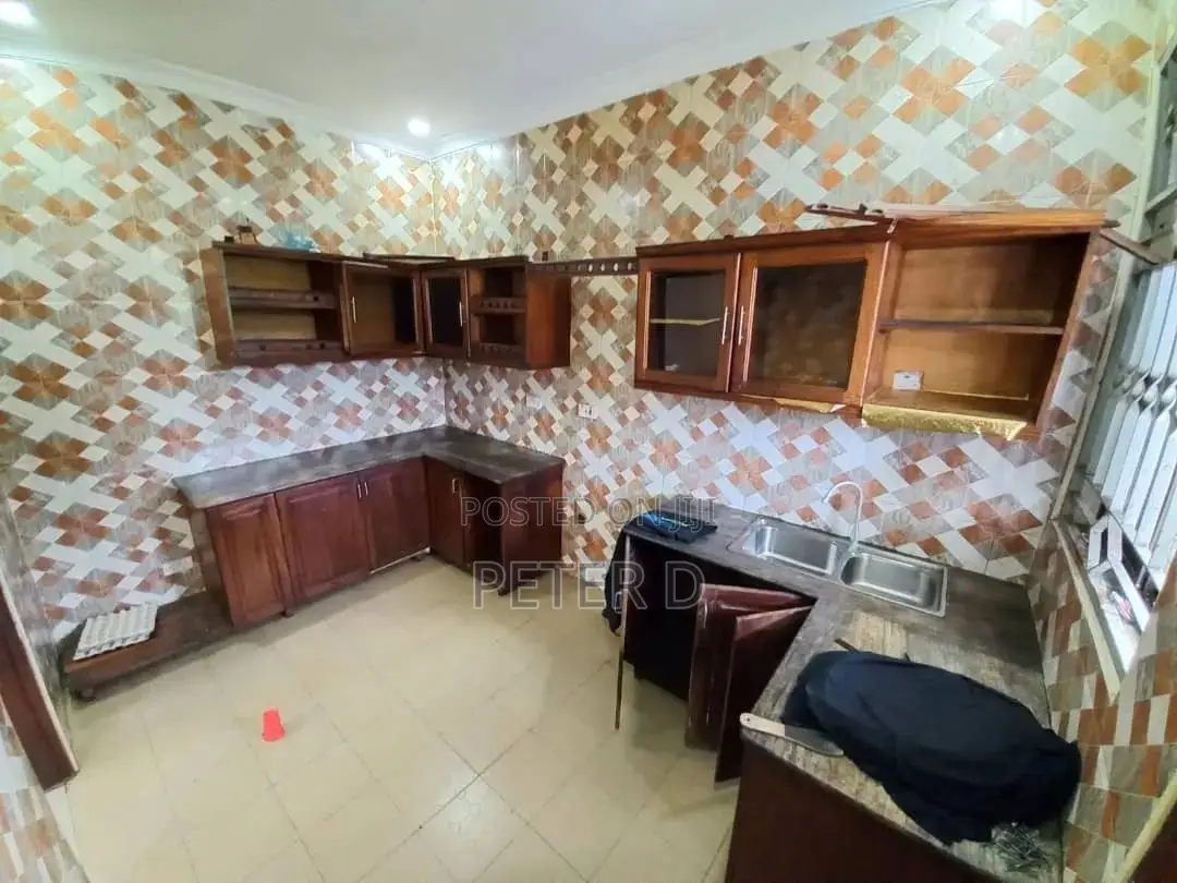4bdrm Apartment in Kimara for rent