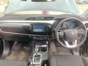 Toyota Hilux 2019 Black