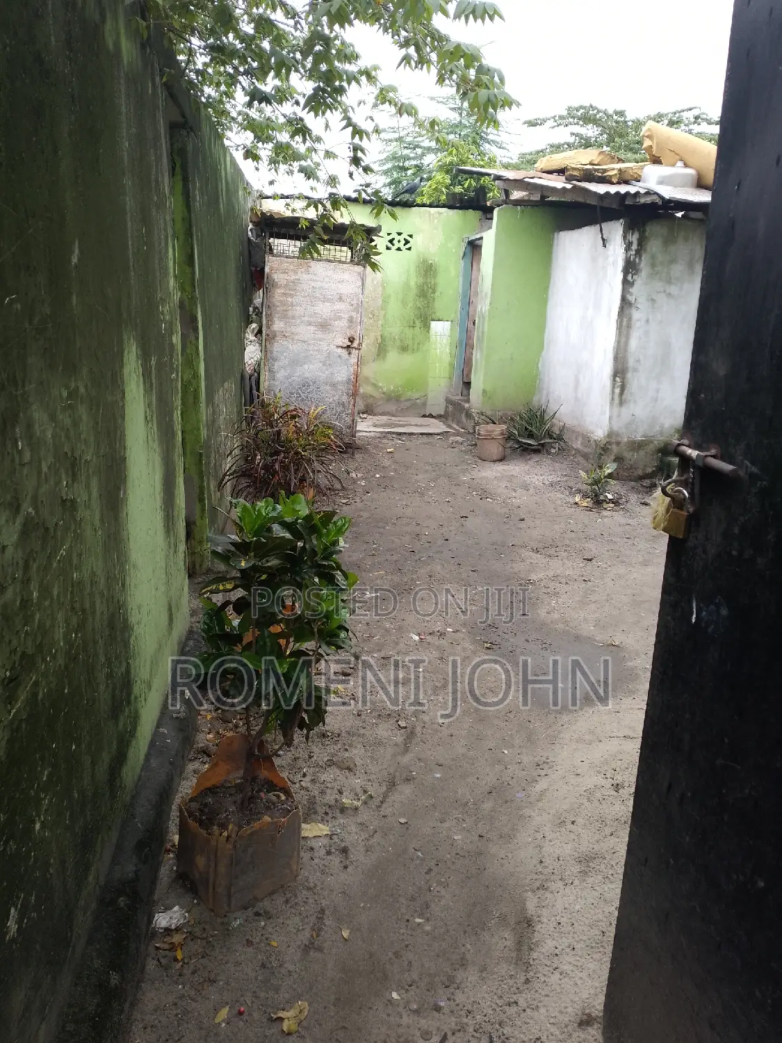 4bdrm Townhouse/Terrace in Tanzania Dsm Ukonga for sale
