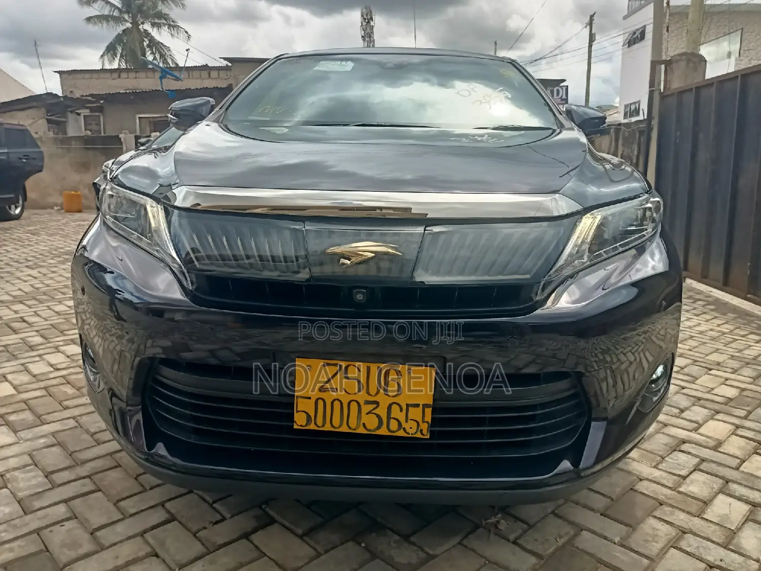 Toyota Harrier 2.0 2014 Blue