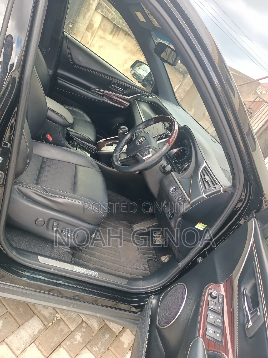 Toyota Harrier 2.5 Hybrid 4WD 2014 Black