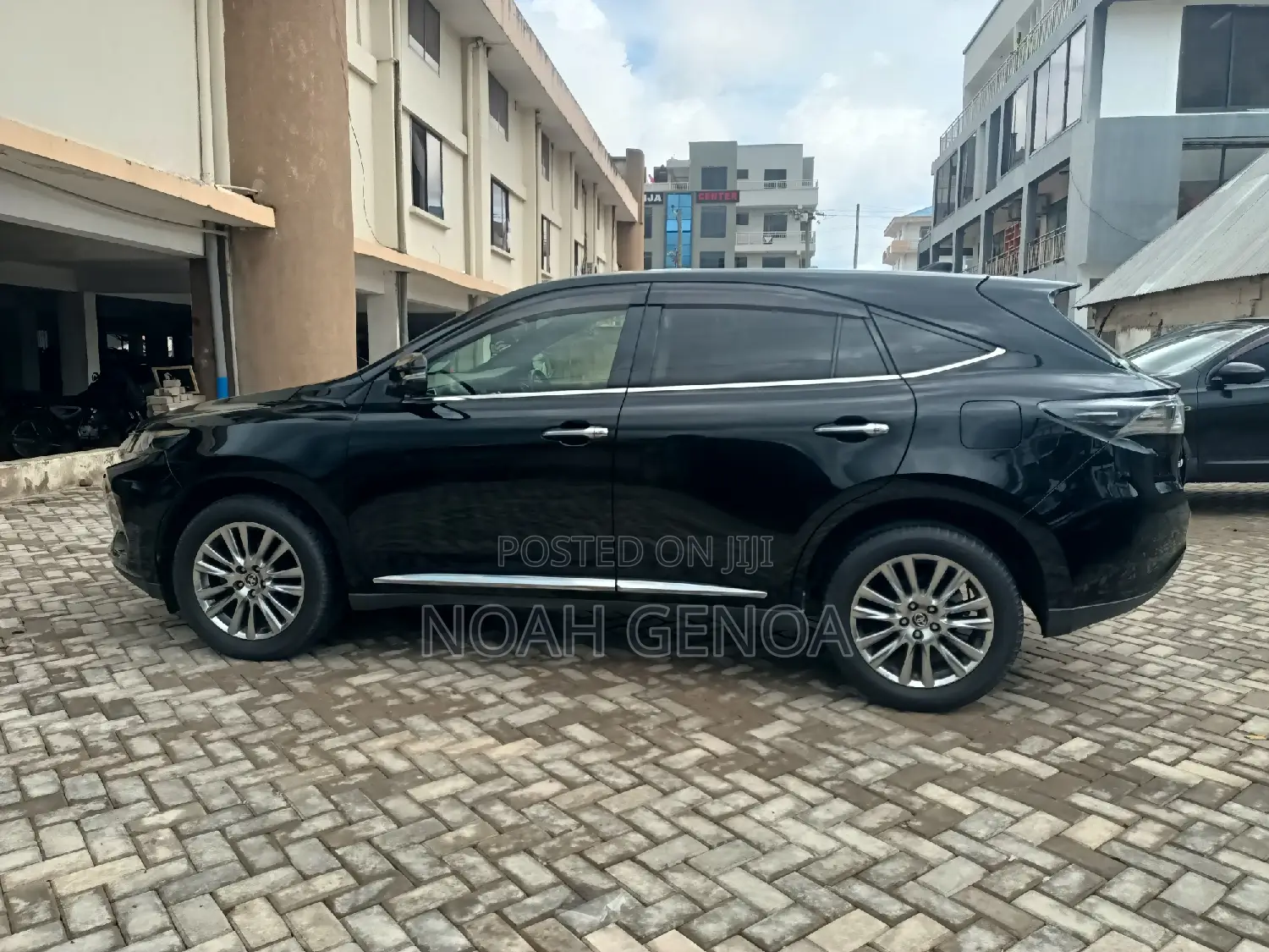 Toyota Harrier 2.5 Hybrid 4WD 2014 Black