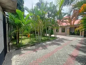 4bdrm House in Vikindu Soweto, Temeke for sale