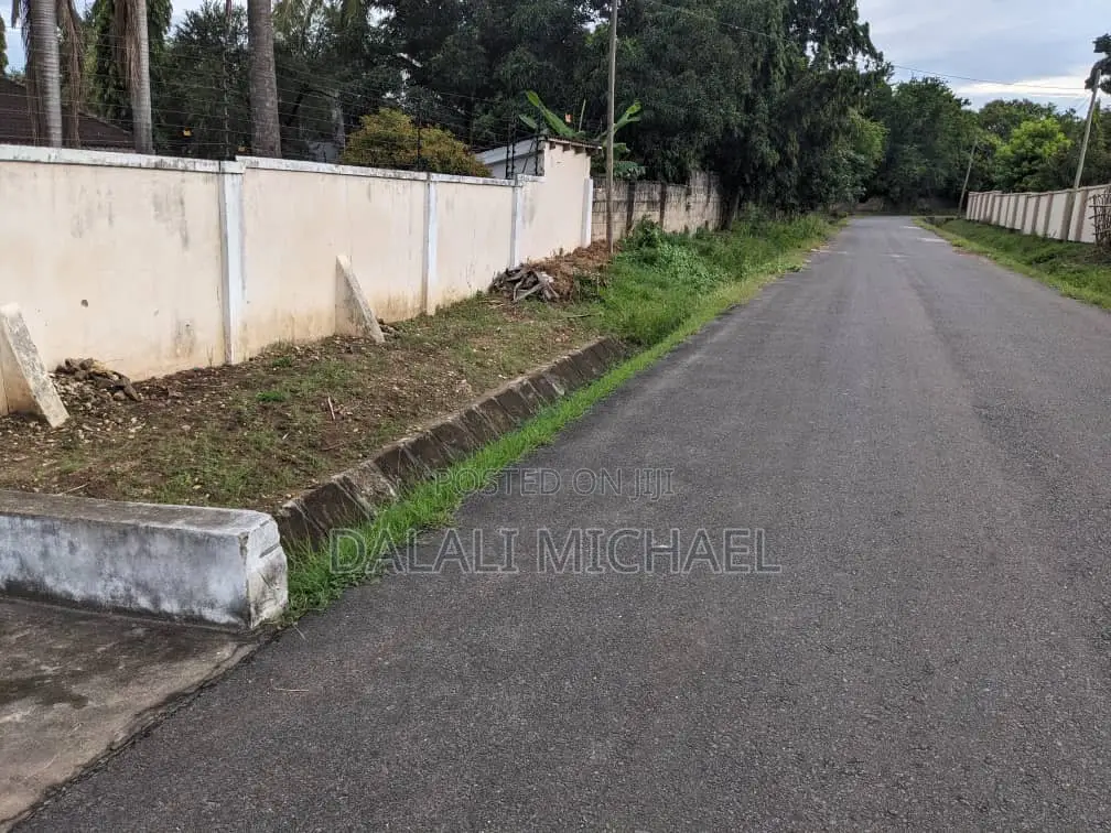 4bdrm House in Mikocheni for rent