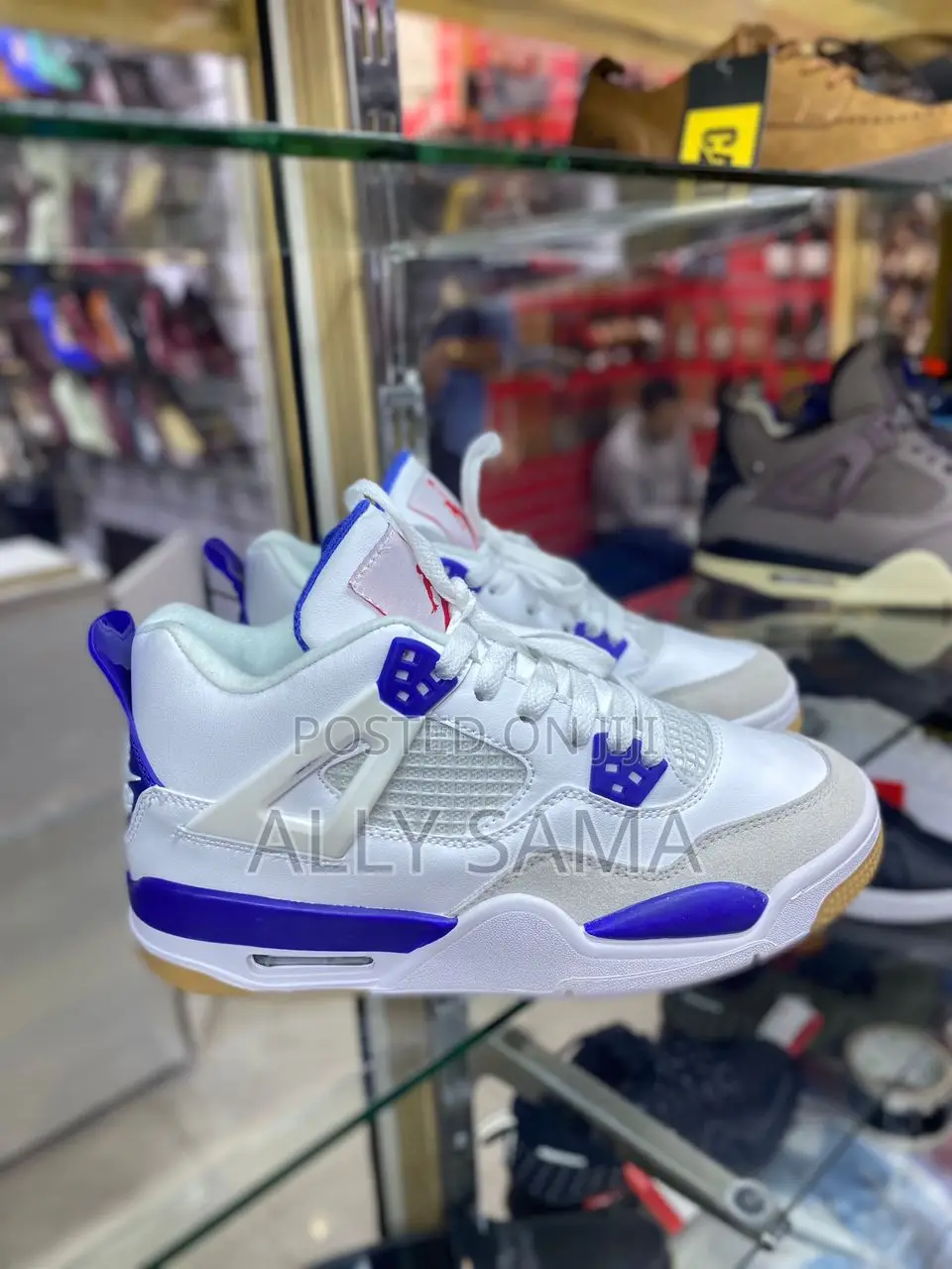 Kids Sneakers Jordan4 White