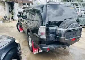 Mitsubishi Pajero 2007 Silver