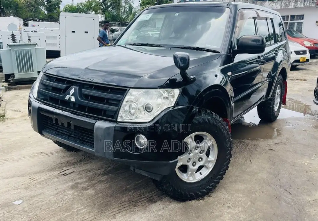 Mitsubishi Pajero 2007 Silver