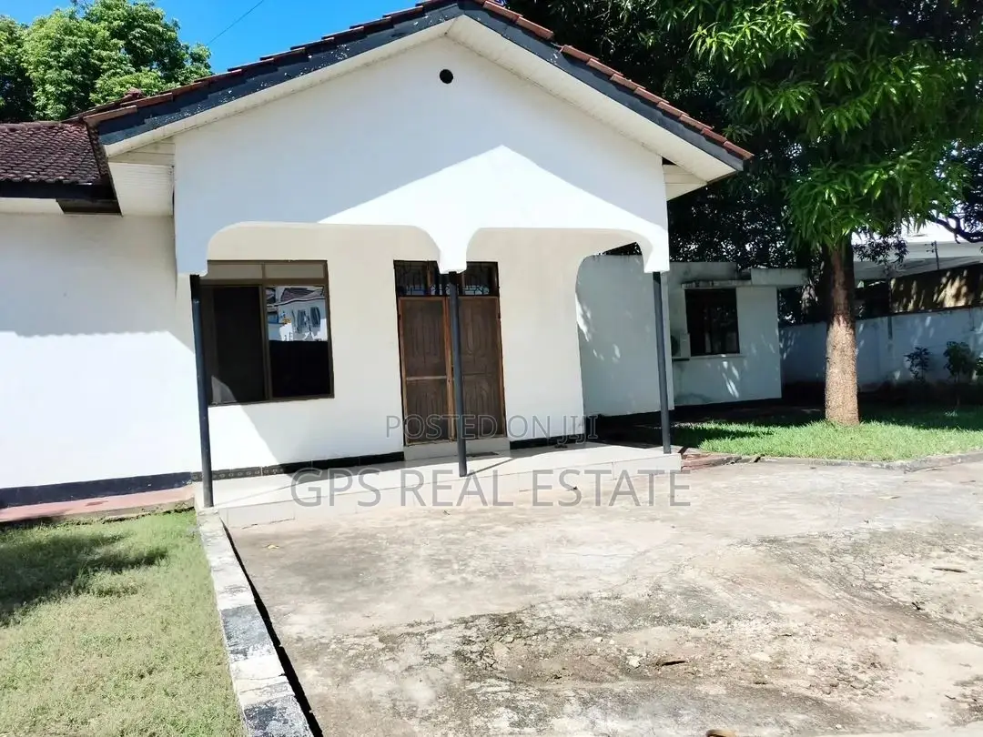 4bdrm House in Masaki, Kinondoni for sale