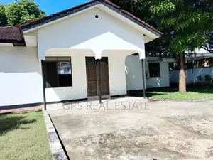 4bdrm House in Masaki, Kinondoni for sale