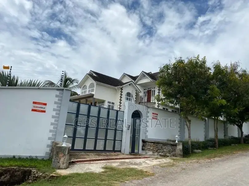 4bdrm House in Salasala, Kinondoni for sale