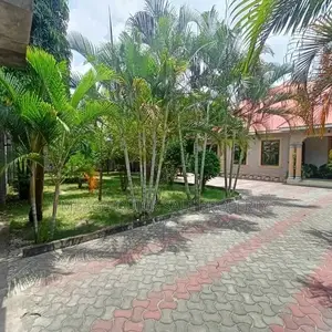 4bdrm House in Vikindu for sale