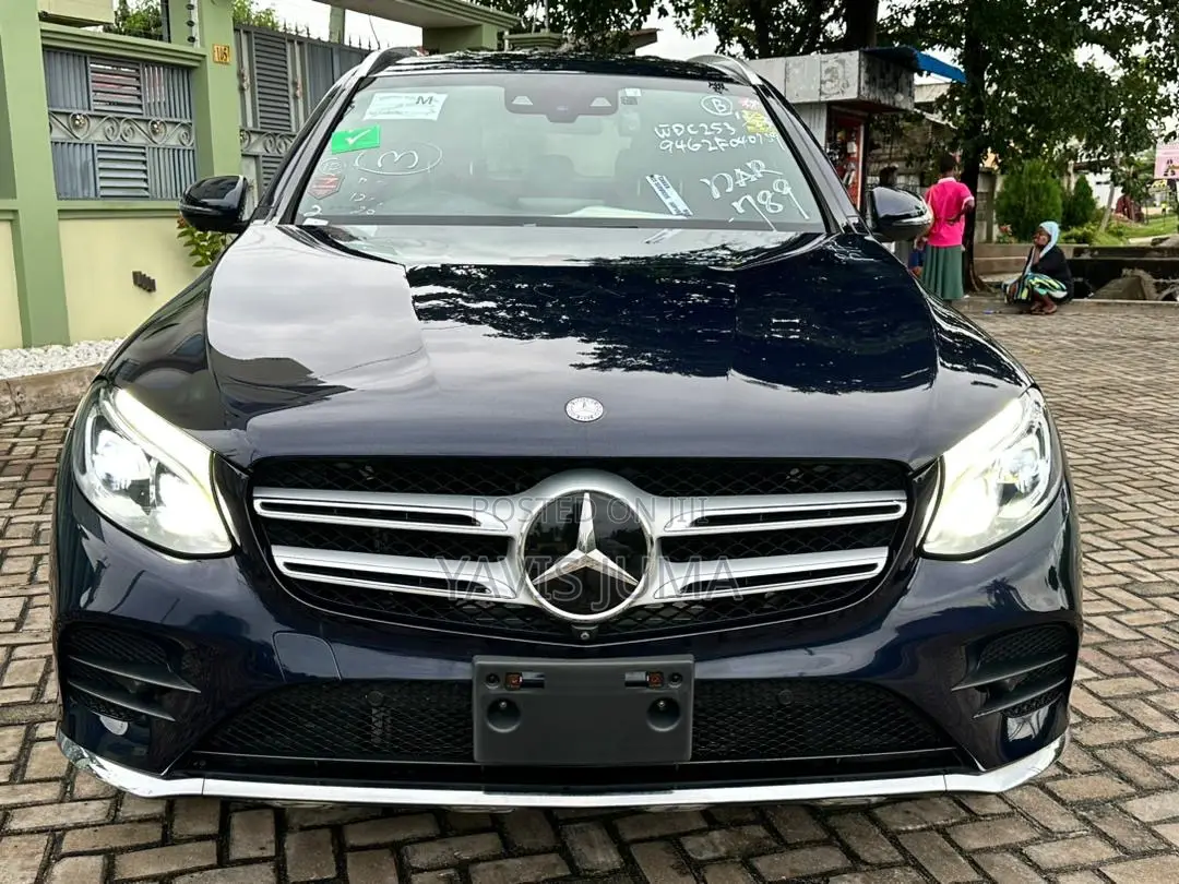Mercedes-Benz GLC-Class 2017 Blue