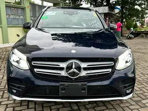 Mercedes-Benz GLC-Class 2017 Blue