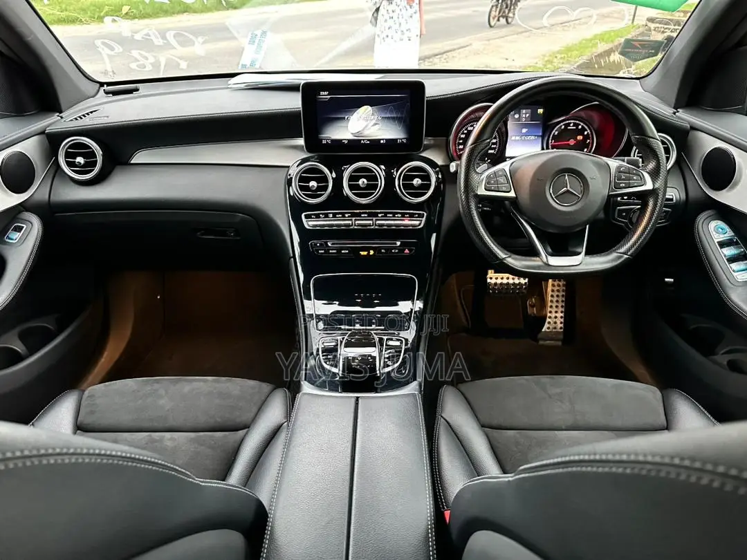 Mercedes-Benz GLC-Class 2017 Blue