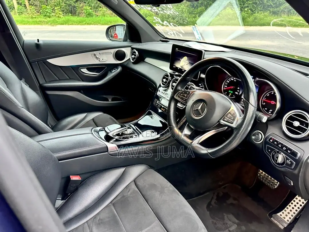 Mercedes-Benz GLC-Class 2017 Blue