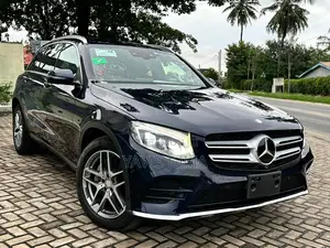 Mercedes-Benz GLC-Class 2017 Blue