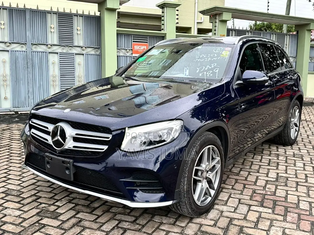 Mercedes-Benz GLC-Class 2017 Blue