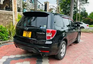 Subaru Forester 2010 Black