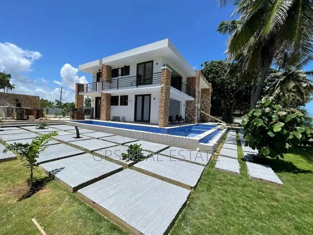 4bdrm House in Bahari Beach, Kinondoni for sale