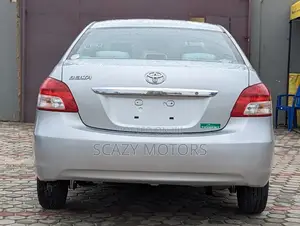 Toyota Belta 2008 Silver