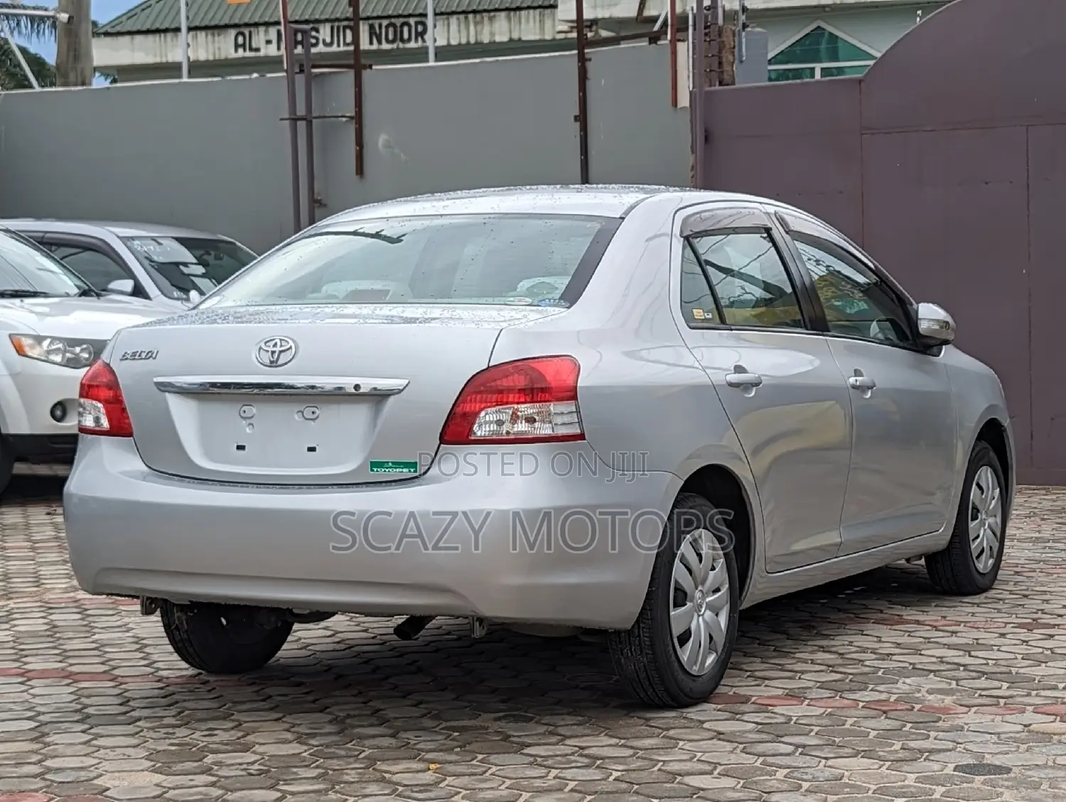 Toyota Belta 2008 Silver