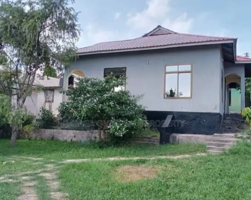 5bdrm Apartment in Pugu Kajiungeni, Mbezi Beach for sale