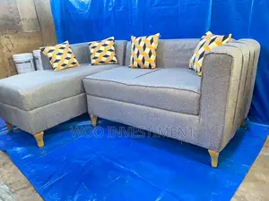 Sofa Kali Sanaa Zinapatikana Mpyaa Piga