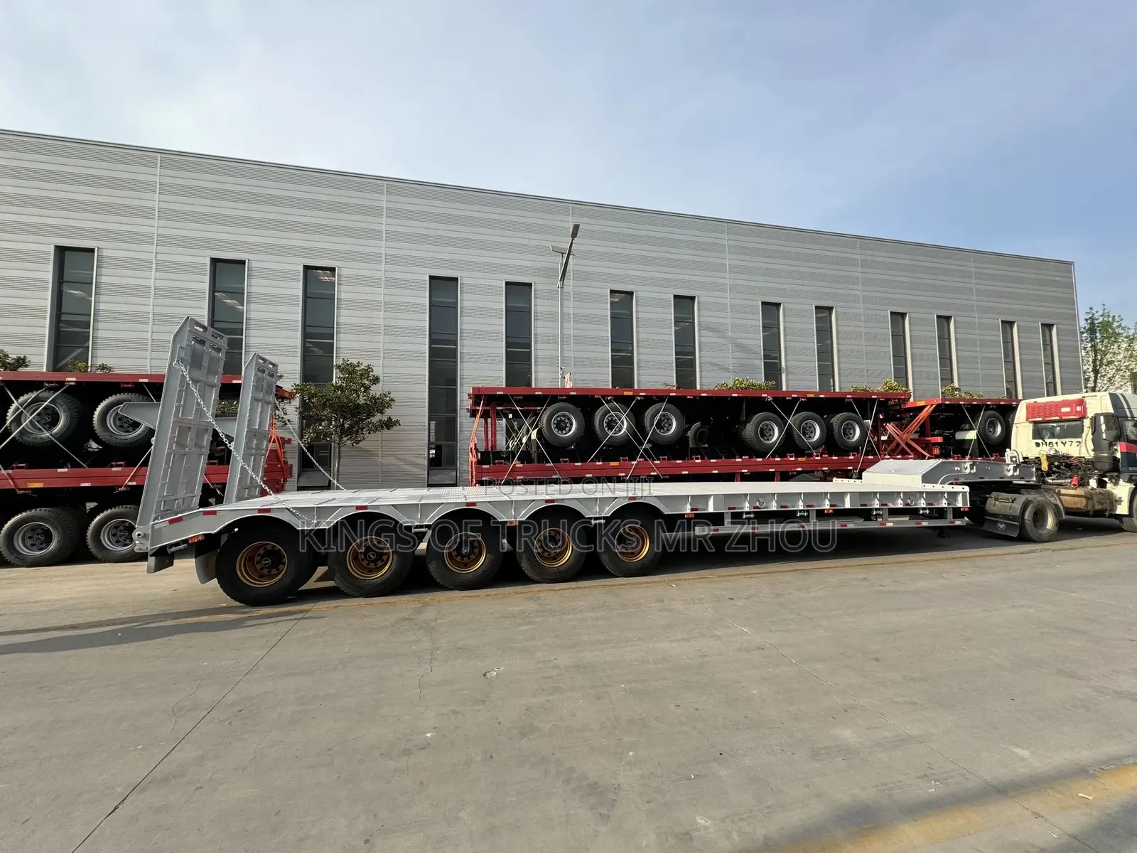 Brand New Low-Bed Semi Trailer