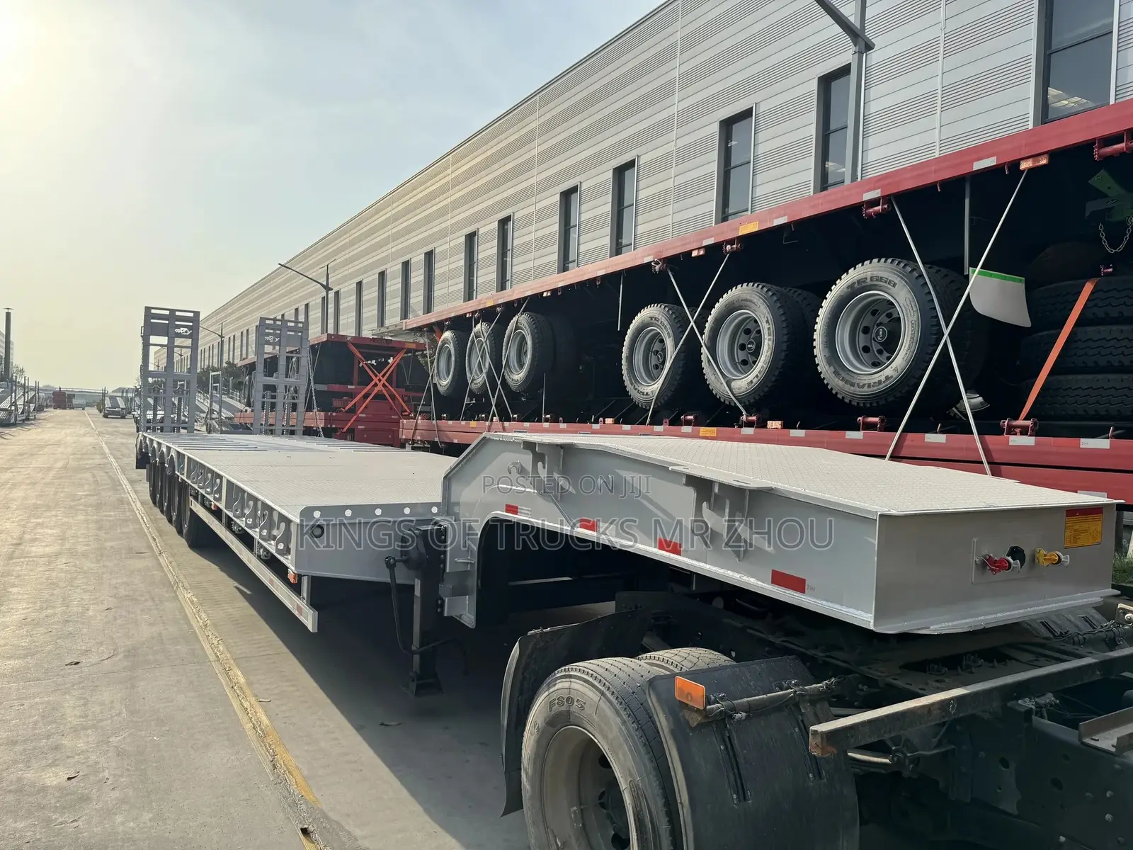 Brand New Low-Bed Semi Trailer