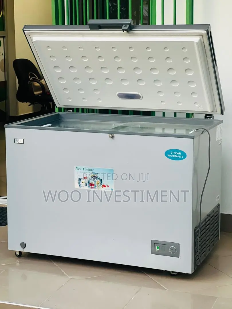 Mr UK Freezer // 300L // Mpyaaa Sanaaa // 890,000 Only
