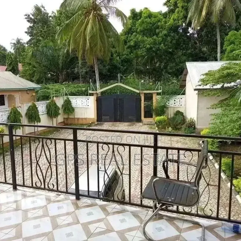 4bdrm House in Mbezi Mwisho, Kinondoni for sale