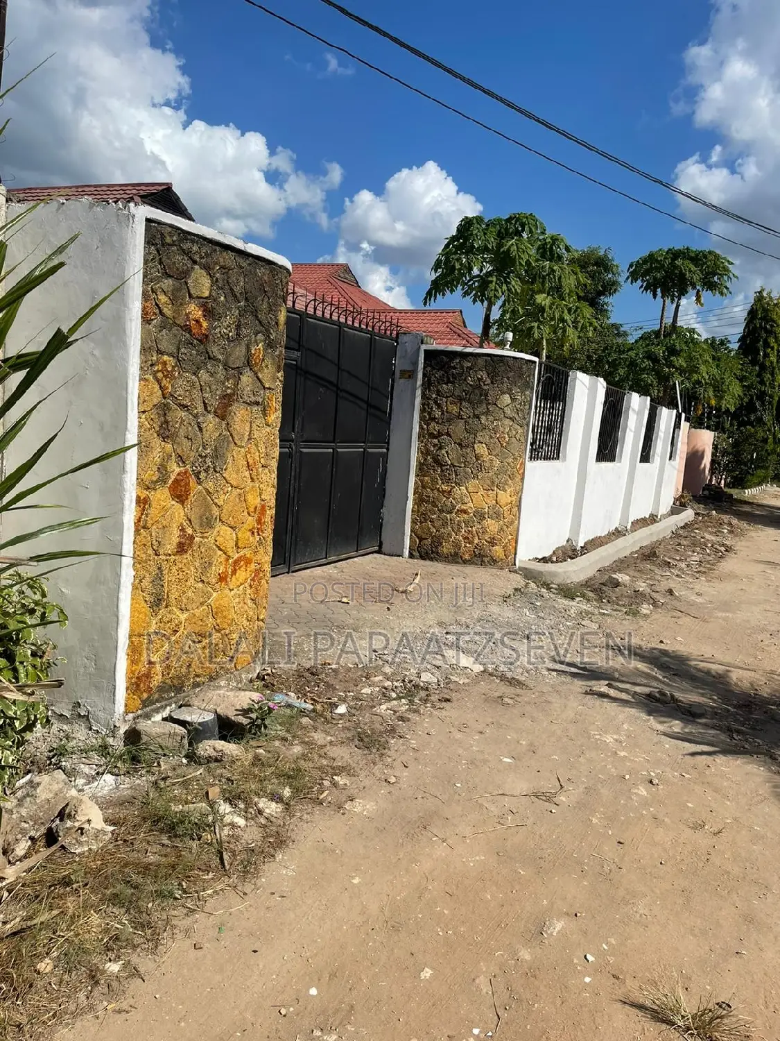 2bdrm House in Dalalipapaatzseven, Kinondoni for rent