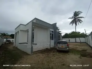 4bdrm House in Mbezibeach for sale