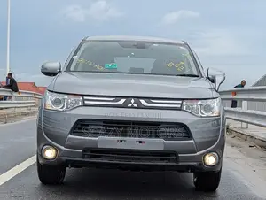 Mitsubishi Outlander 2012 Gray