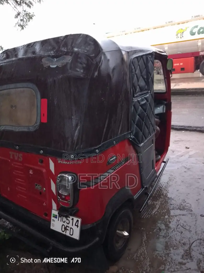 TVS 2022 Red