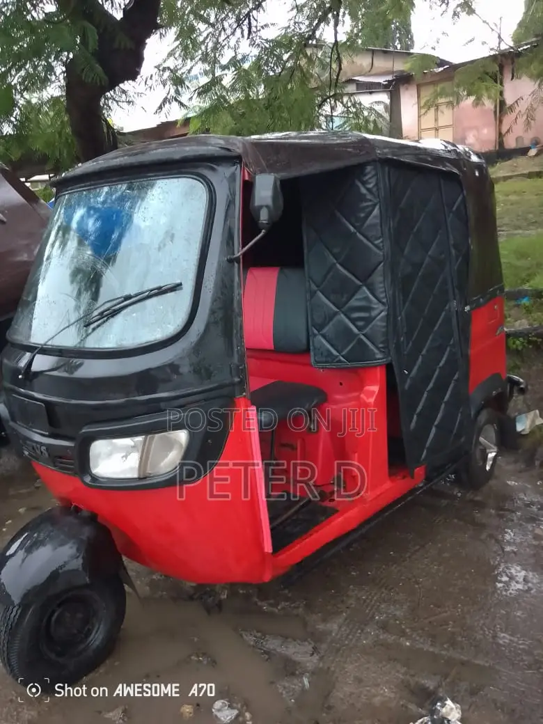 TVS 2022 Red