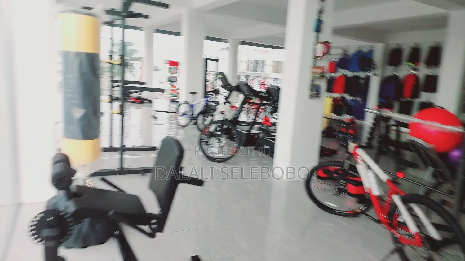 Office Space Kubwa Sana Flow 2 Inatizama Lami