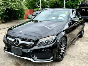 Mercedes-Benz C-Class 2015 Black