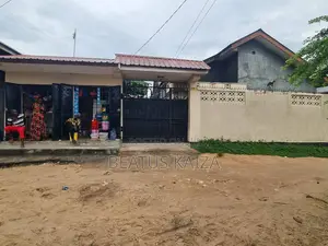10bdrm Bungalow in Mbagala Nyuma Ya Dar for sale