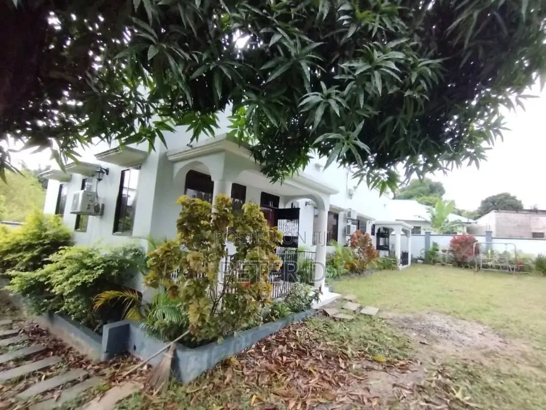 2bdrm Apartment in Kimara for rent