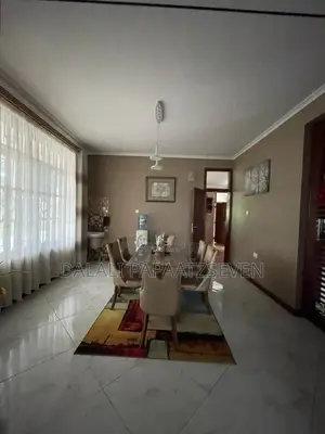 5bdrm House in Dalalipapaatzseven, Bunju for sale