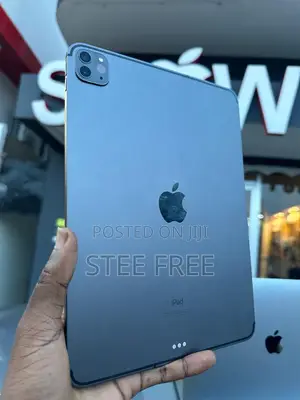 Apple iPad Pro 11 (2020) 256 GB Silver