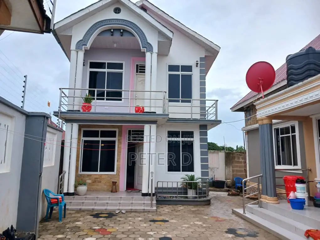 5bdrm House in Mbezi for sale